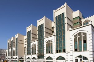 Cluttons Qatar